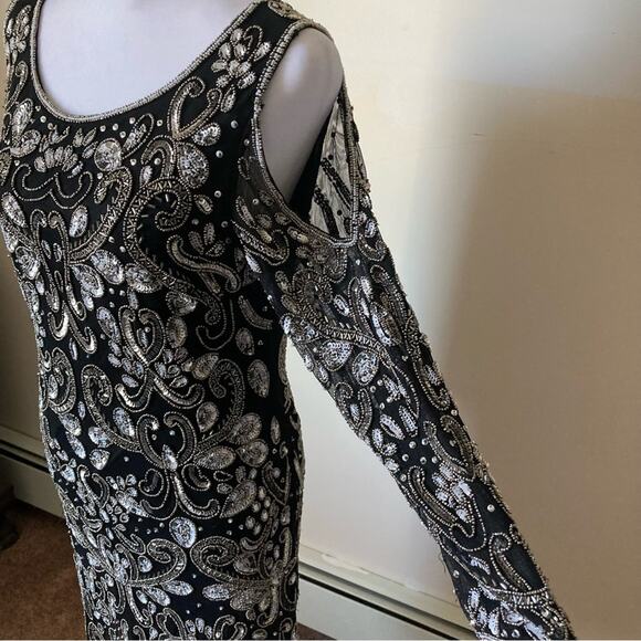 Pisarro Nights Black Evening Dress size 6 Silver Beads & Sequin Overlay - Picture 6 of 11